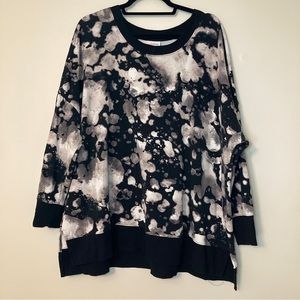 LuLaRoe Hannah Crewneck Sweatshirt